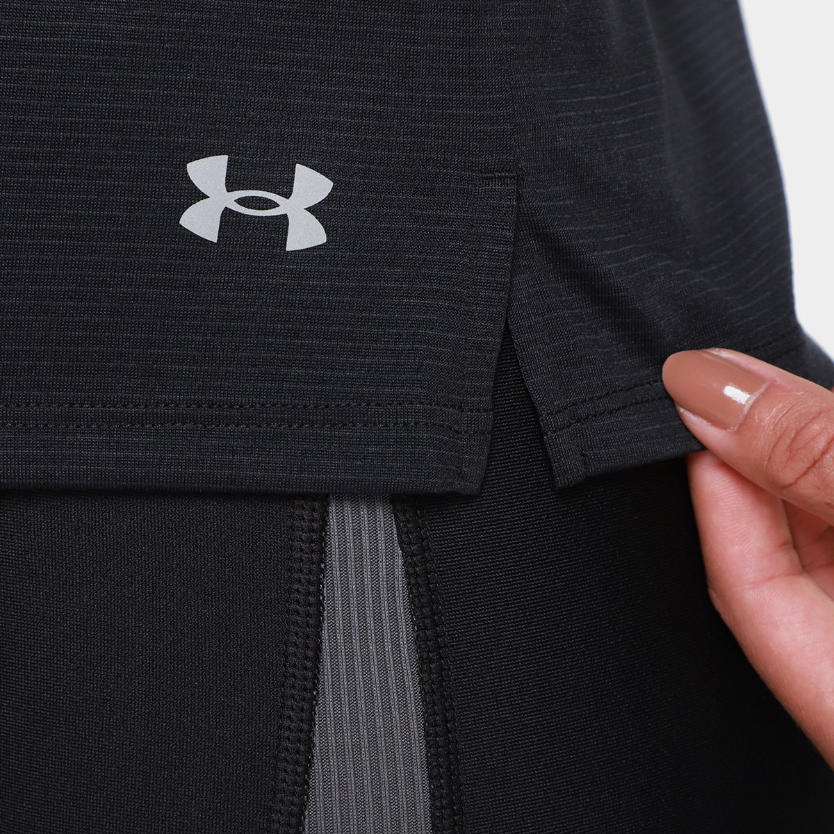 Camiseta Under Armour Launch Sho Feminina - 2
