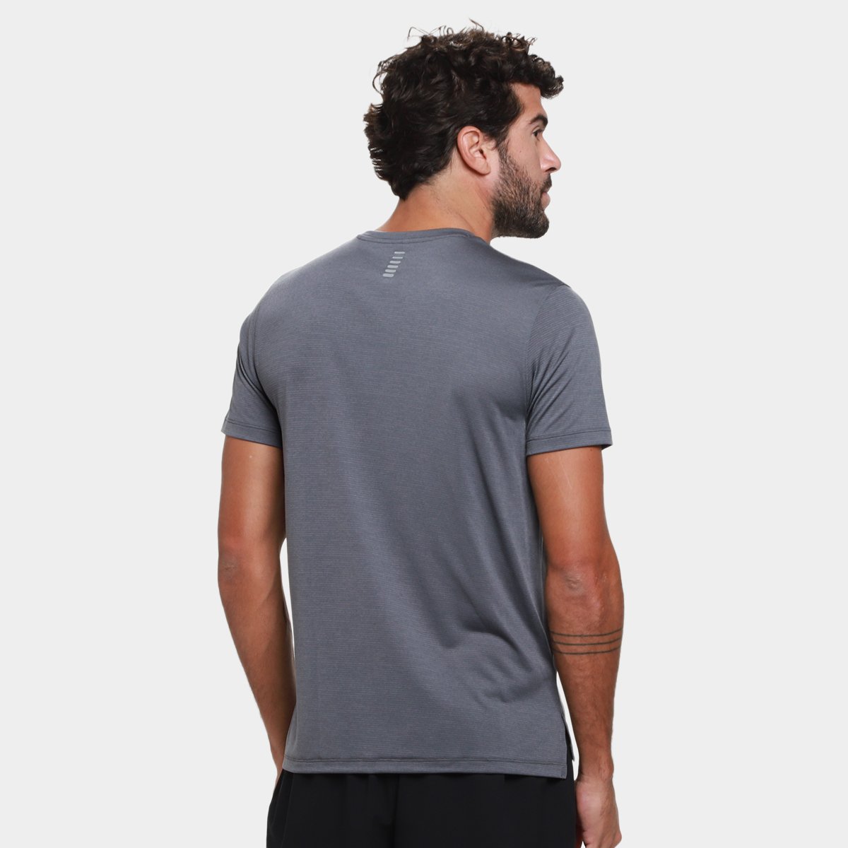 Camiseta Under Armour Launch Sho Masculina - 1