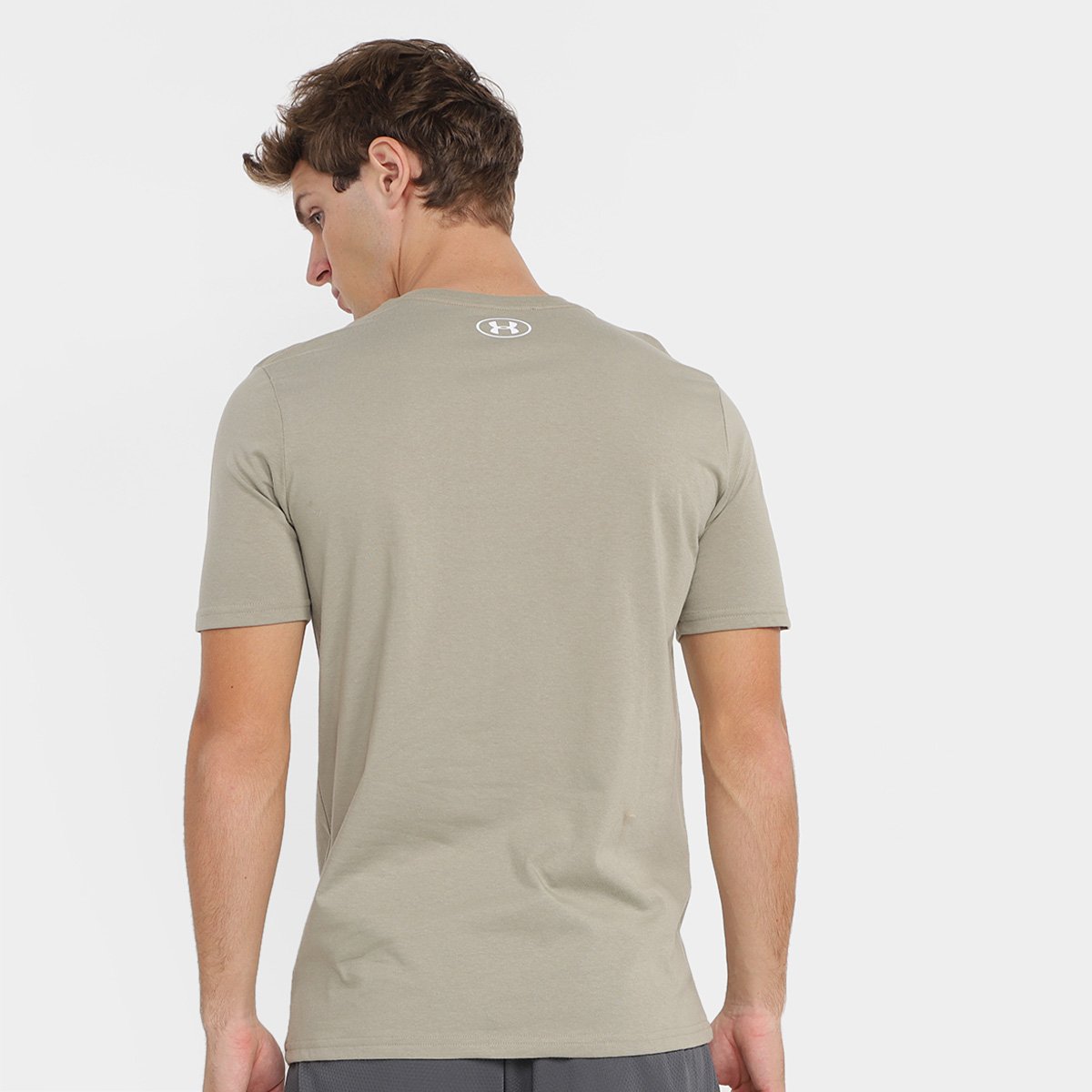 Camiseta Under Armour Team Issue Masculina - 1