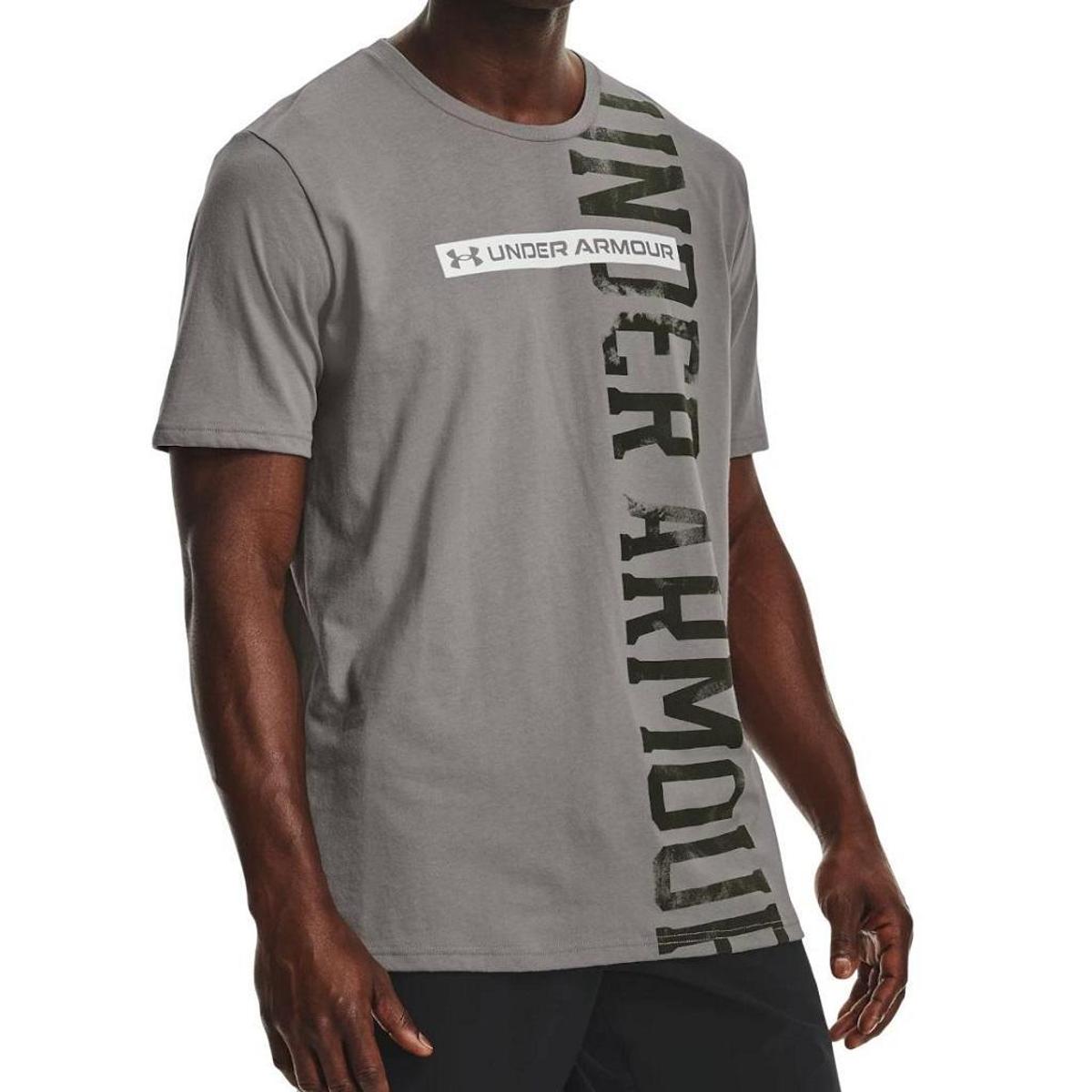 Camiseta Under Armour Vertical Sign Menor preço em Camiseta Under Armour Vertical Sign