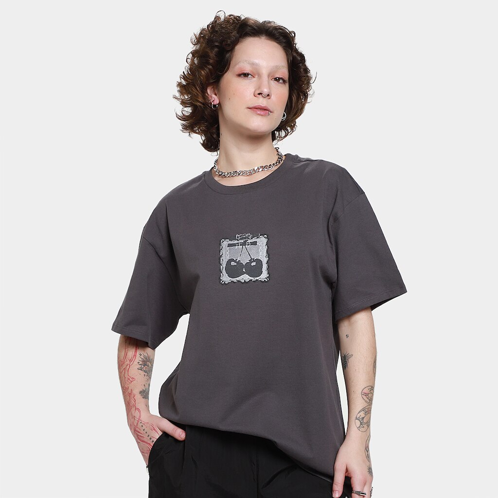 Camiseta Vans Cherryride Outsized Ss Feminina