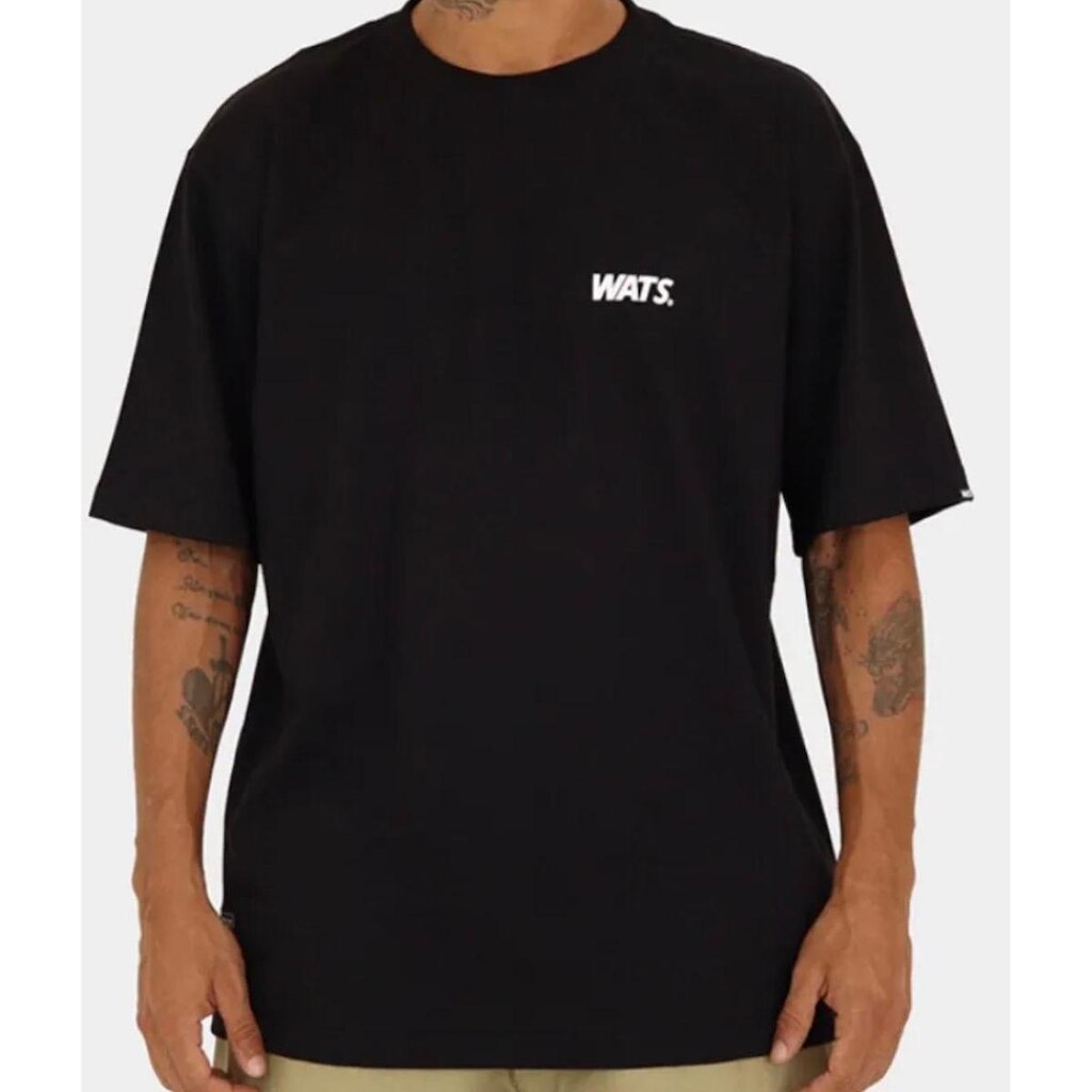 Camiseta Wats Logo Boton Preta