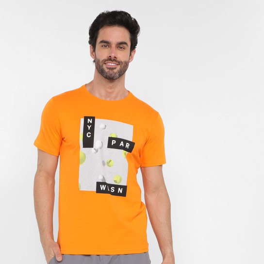 Camiseta Wilson Tennis Aut Masculina - Grafite+Laranja Menor preço em Camiseta Wilson Tennis Aut Masculina - Grafite+Laranja