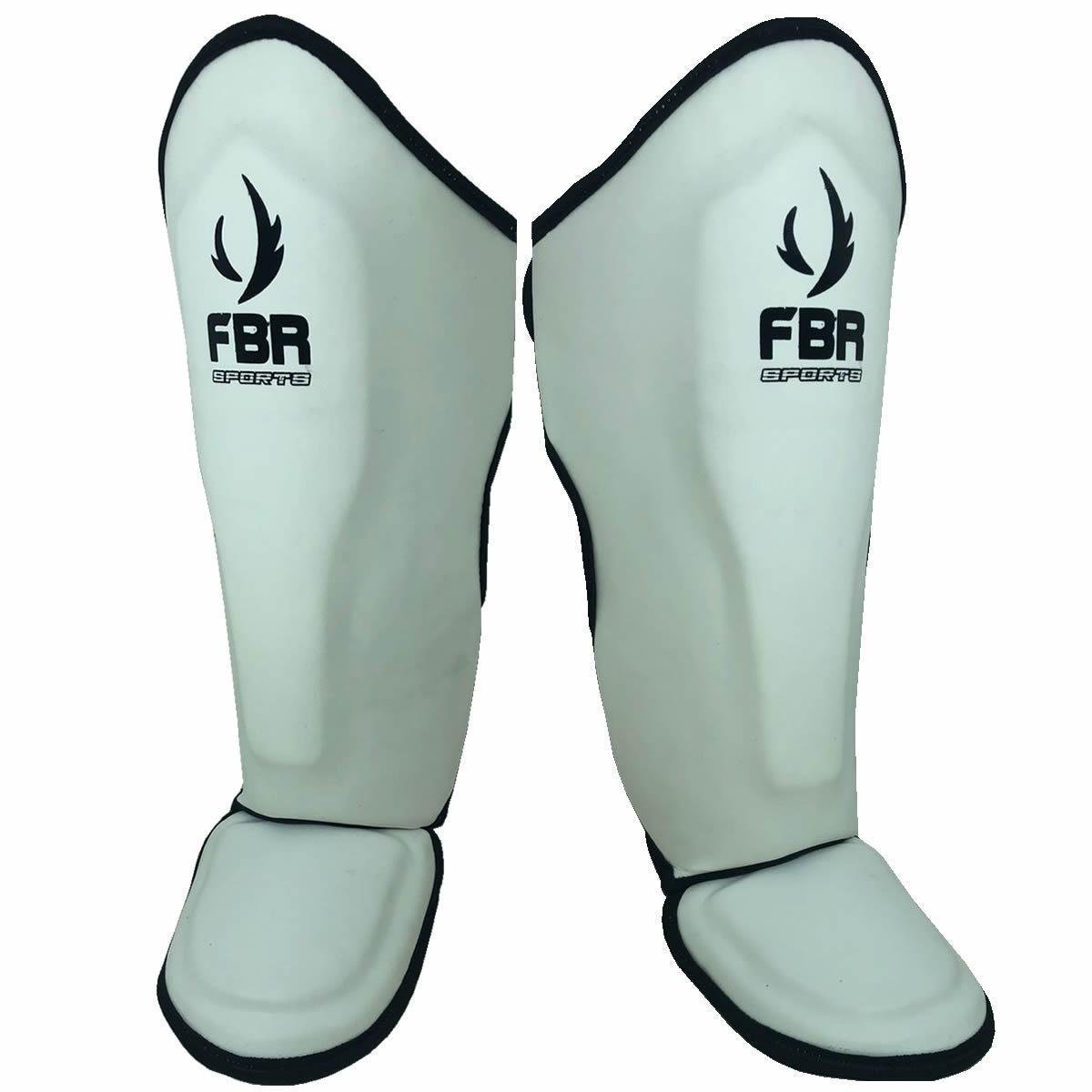 Caneleira Muay Thai MMA Injetada - FBr Sports - Branca - Par Menor preço em Caneleira Muay Thai MMA Injetada - FBr Sports - Branca - Par