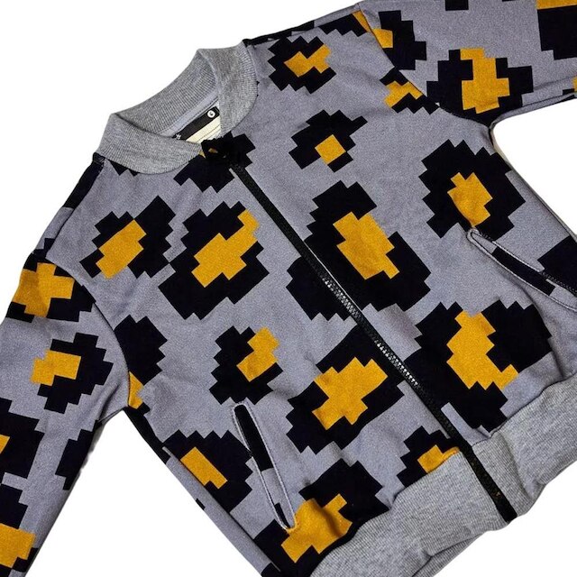 Casaco Moletom Fábula Bento Onça Pixel Cinza