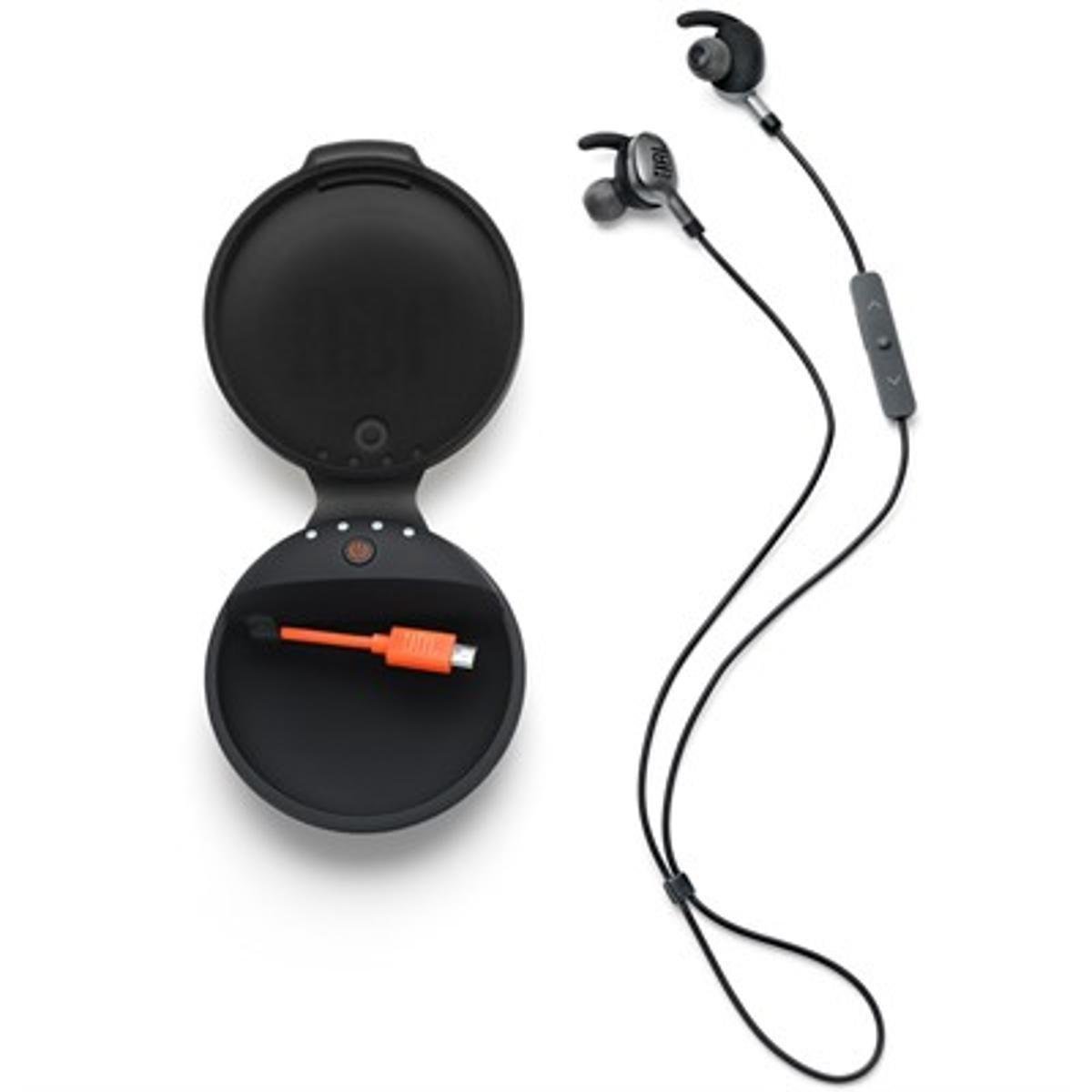 最大71％オフ！ JBL Headphones Charging Case kochiot.main.jp