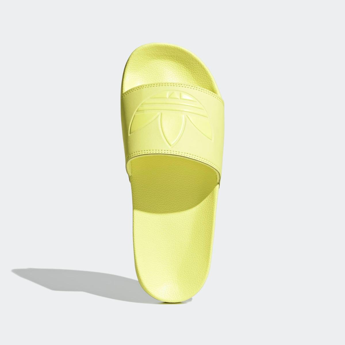 adilette amarelo