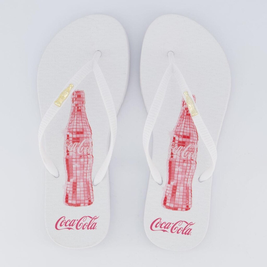 Chinelo Coca Cola Glow Party Feminino