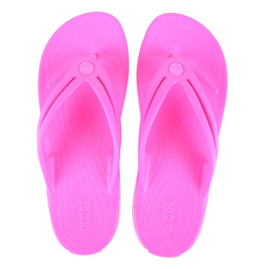 Chinelo Crocs Crocband Flip Feminino - Rosa Claro Menor preço em Chinelo Crocs Crocband Flip Feminino - Rosa Claro