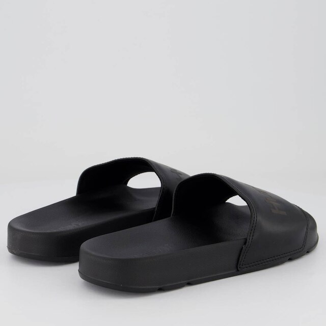 Chinelo Hurley Classic All Black