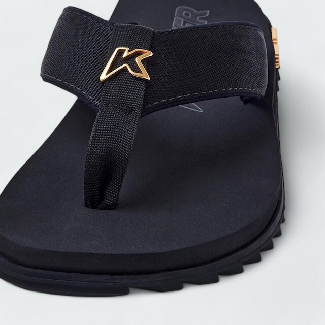 Chinelo Kenner Kivah Preto e Dourado