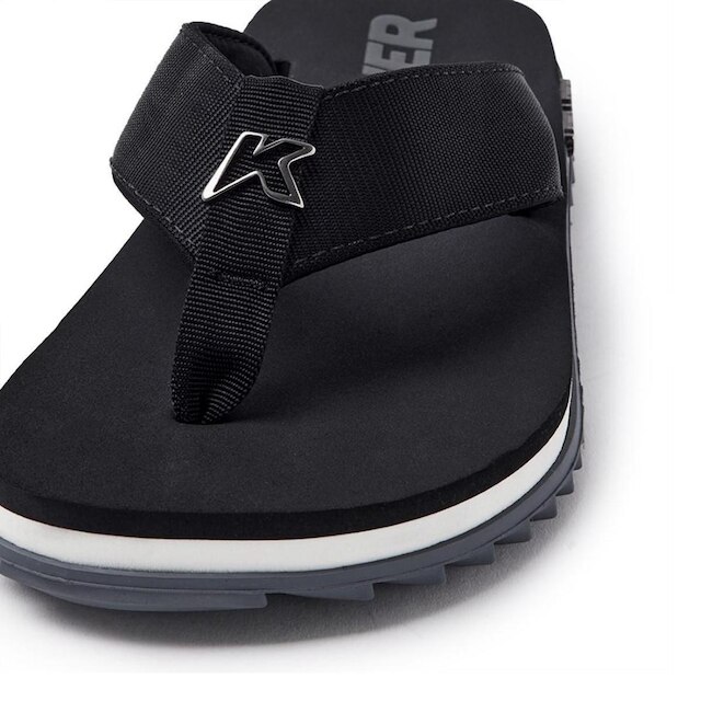 Chinelo Kenner Kivah