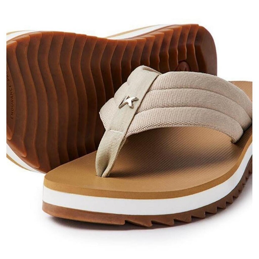 Chinelo Kenner Kyra Confy