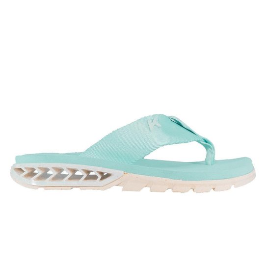 Chinelo Kenner Rakka