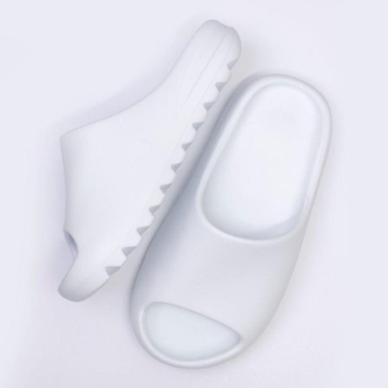 Chinelo Nuvem Slide Retro New Colors - Branco Menor preço em Chinelo Nuvem Slide Retro New Colors - Branco