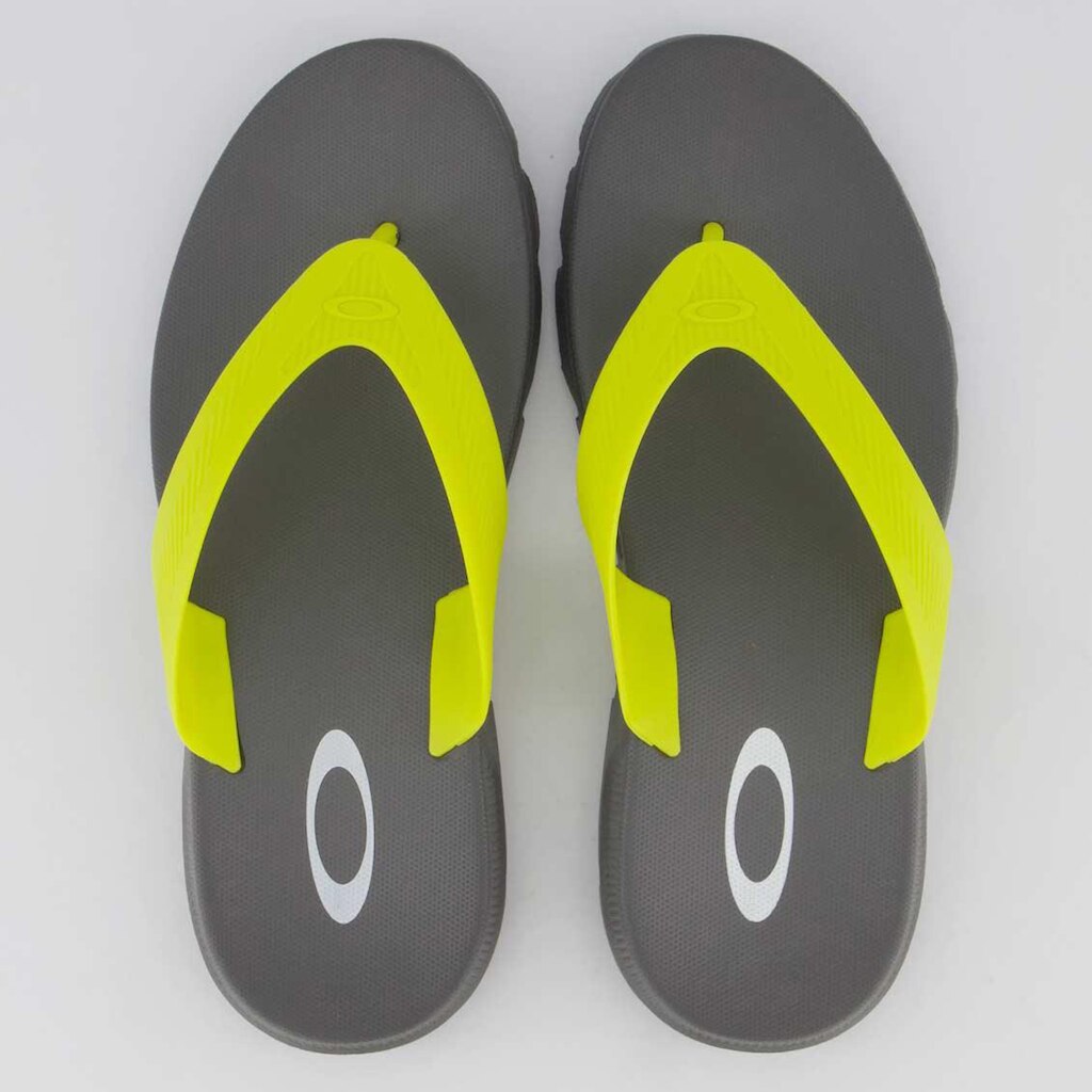 Chinelo Oakley Banks Masculino