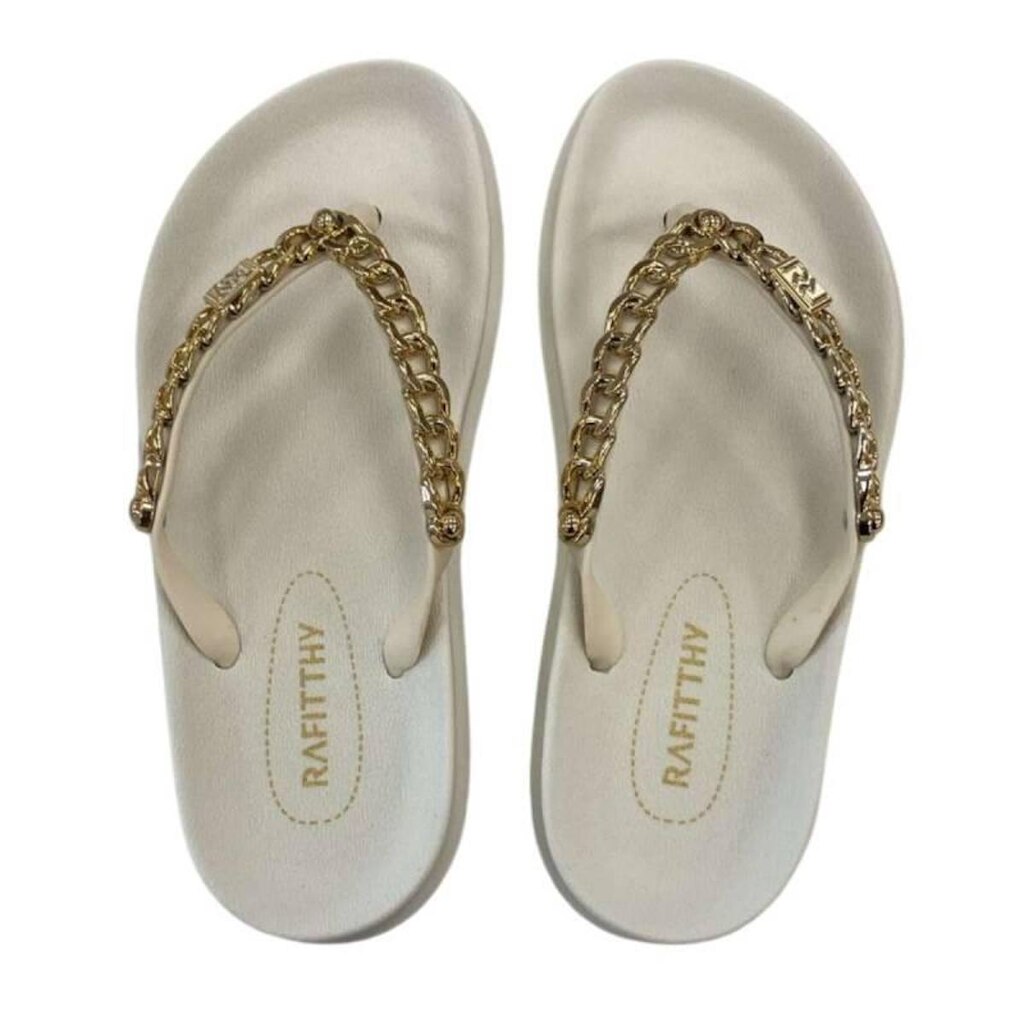 Chinelo Rafitthy