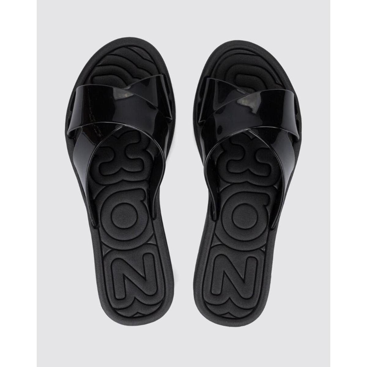 Chinelo Slide Feminino Zaxy Loop - Preto | Netshoes