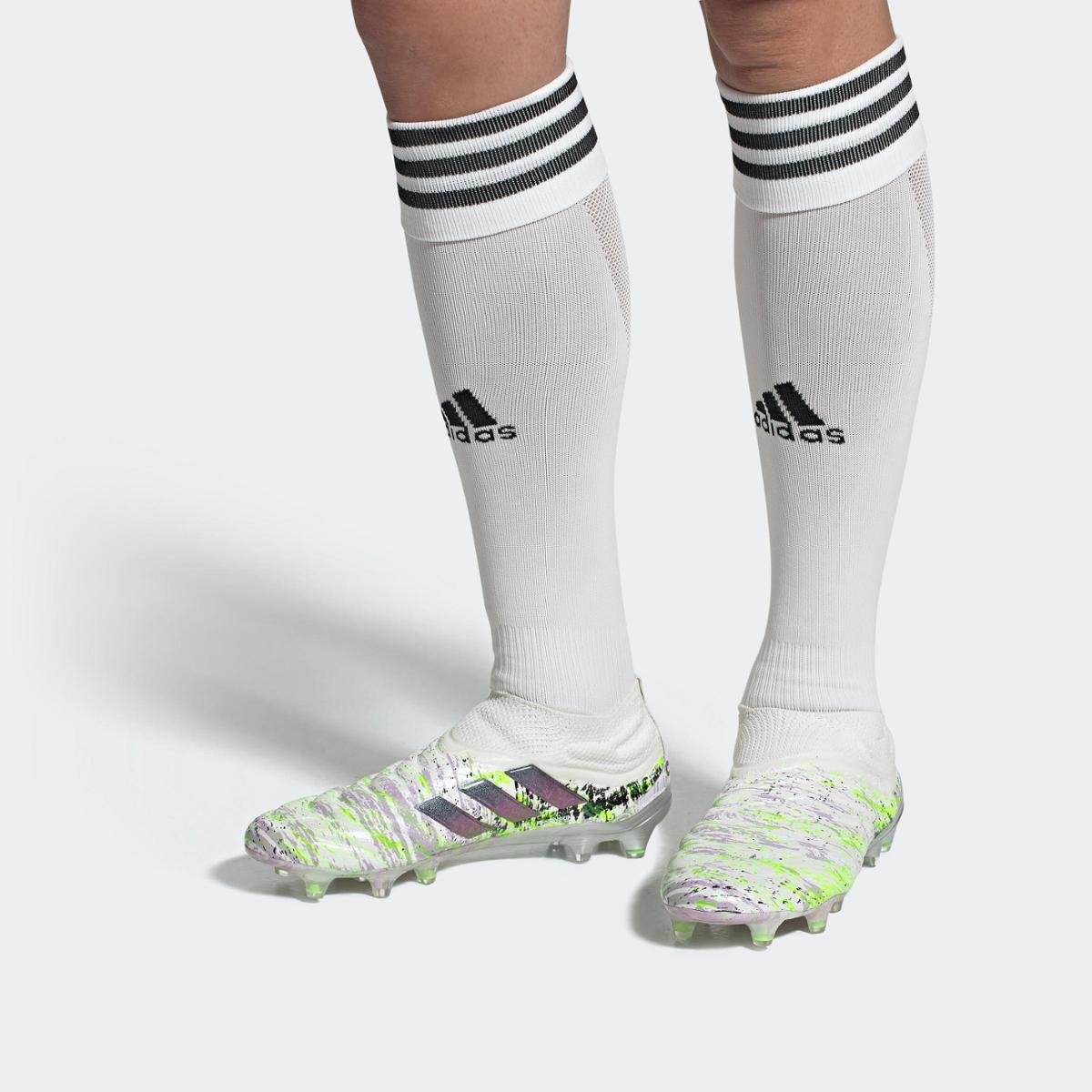 Chuteira Adidas Copa 20+ Campo - Branco+Preto | Netshoes