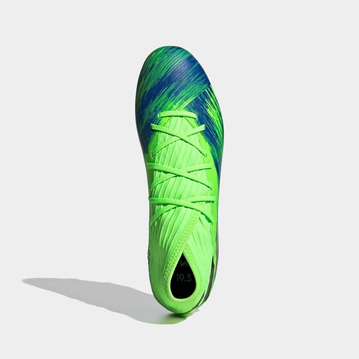 chuteira nemeziz campo verde