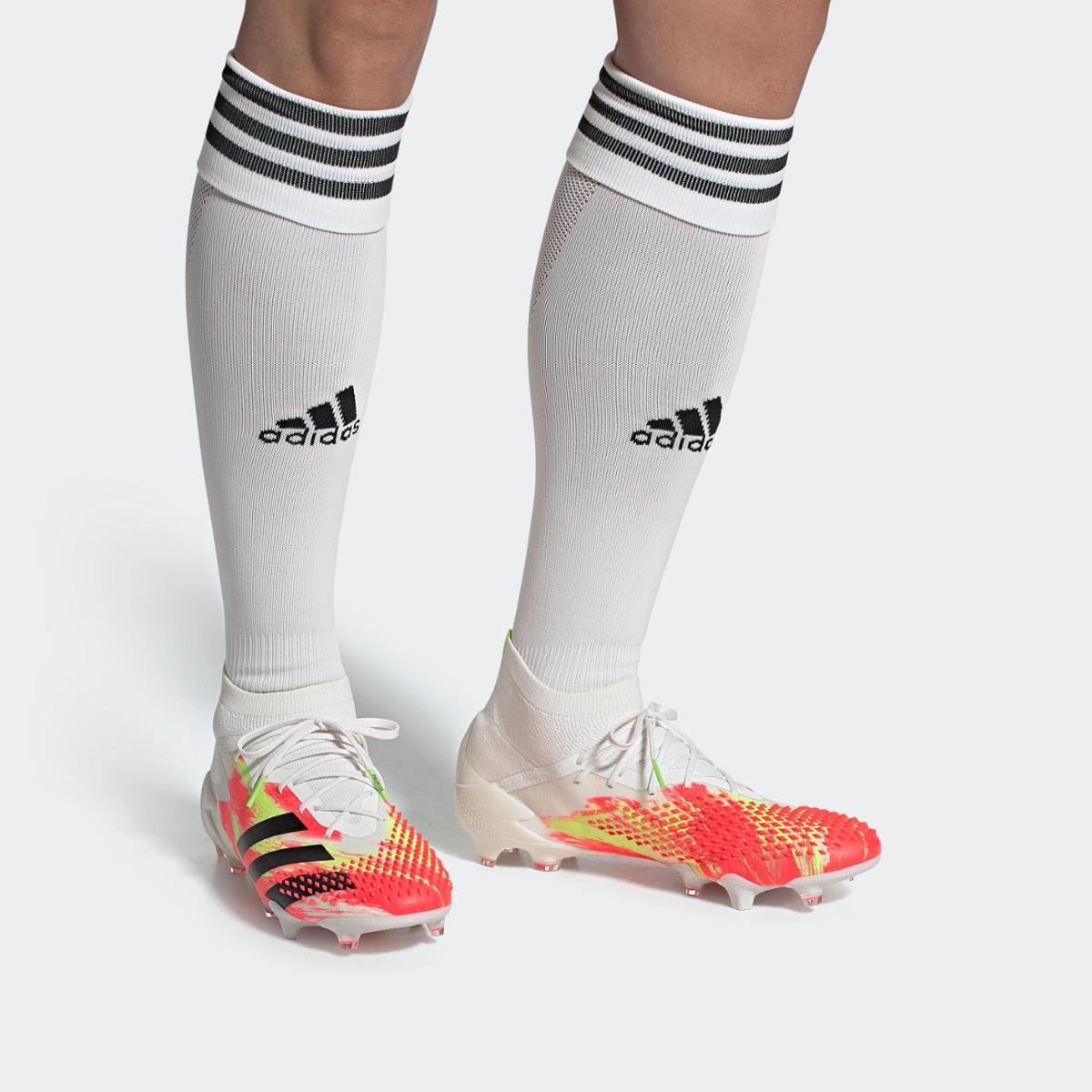 Chuteira Adidas Predator Mutator 20.1 Unissex - Branco+Preto