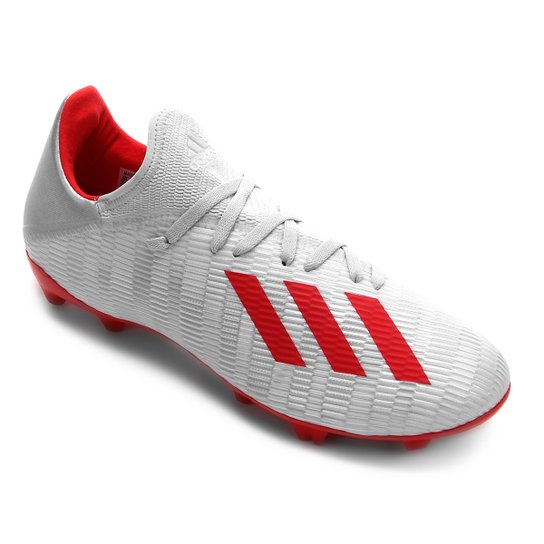 Chuteira Campo Adidas X 19 3 FG - Prata é ruim? Chuteira Campo Adidas X 19 3 FG - Prata é boa?
