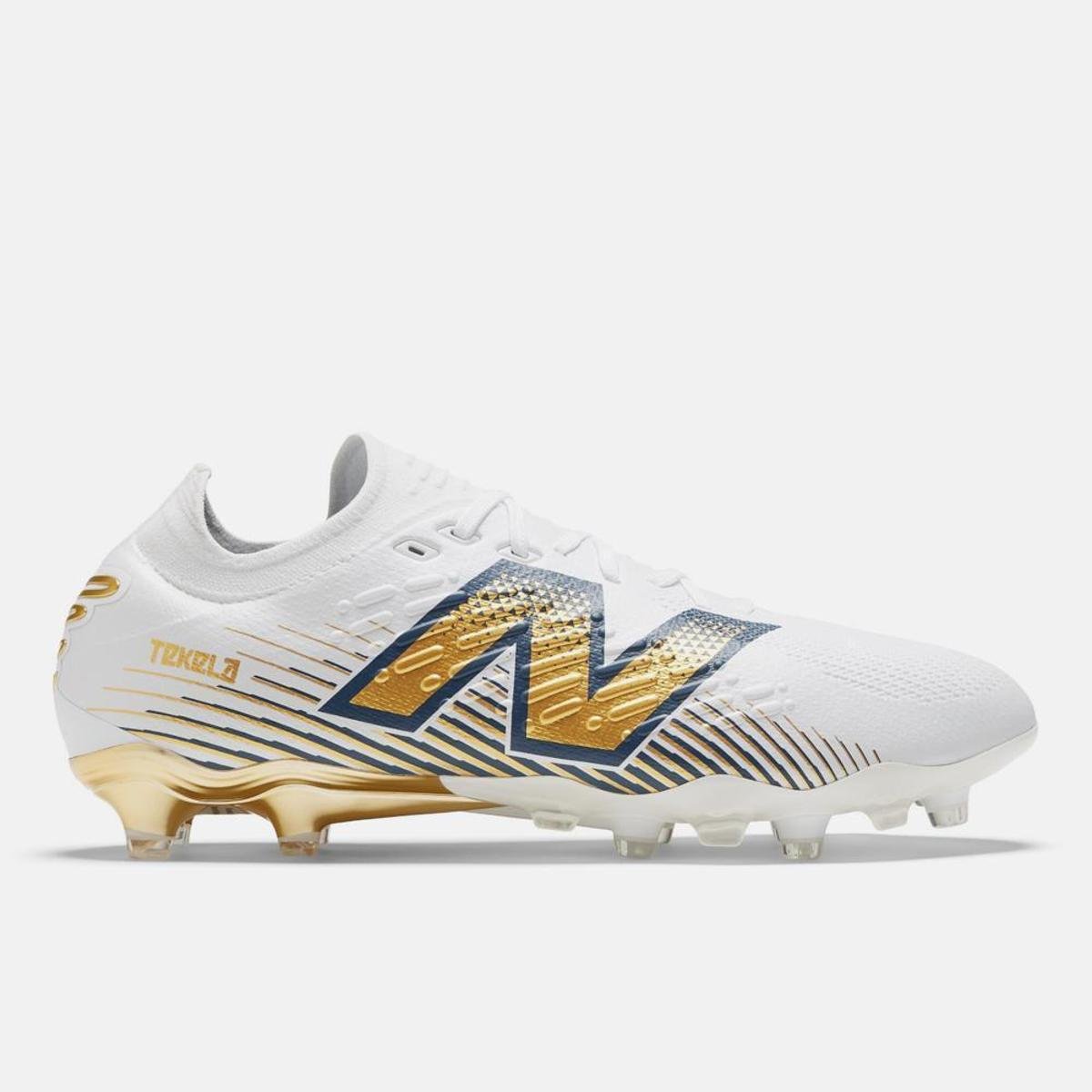 Chuteira New Balance Tekela V4 em promoção na Netshoes!