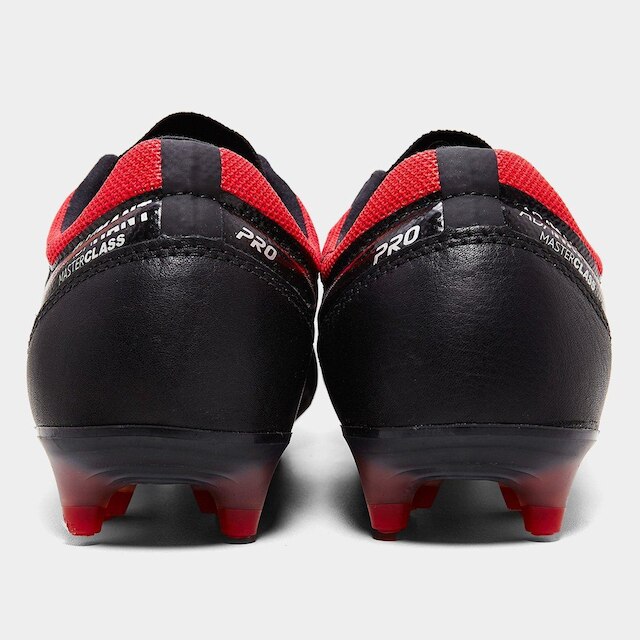 Chuteira Campo Umbro Adamant Master Class Pro Unissex