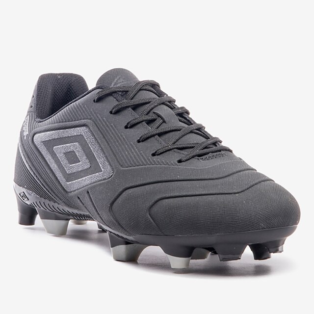 Chuteira Campo Umbro Attak III Unissex