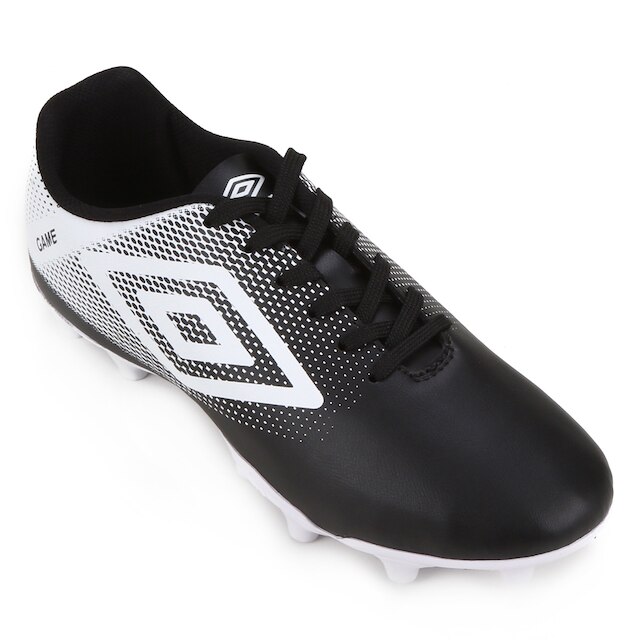 Chuteira Campo Umbro Game - Preto+Branco Menor preço em Chuteira Campo Umbro Game - Preto+Branco