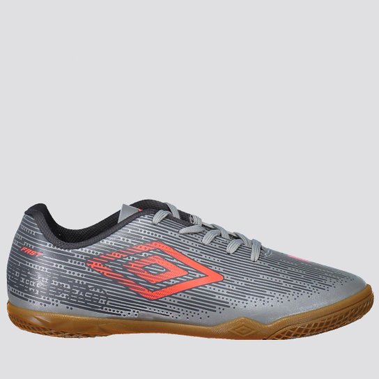 Chuteira Futsal Juvenil Umbro Fast - Prata+Laranja Menor preço em Chuteira Futsal Juvenil Umbro Fast - Prata+Laranja