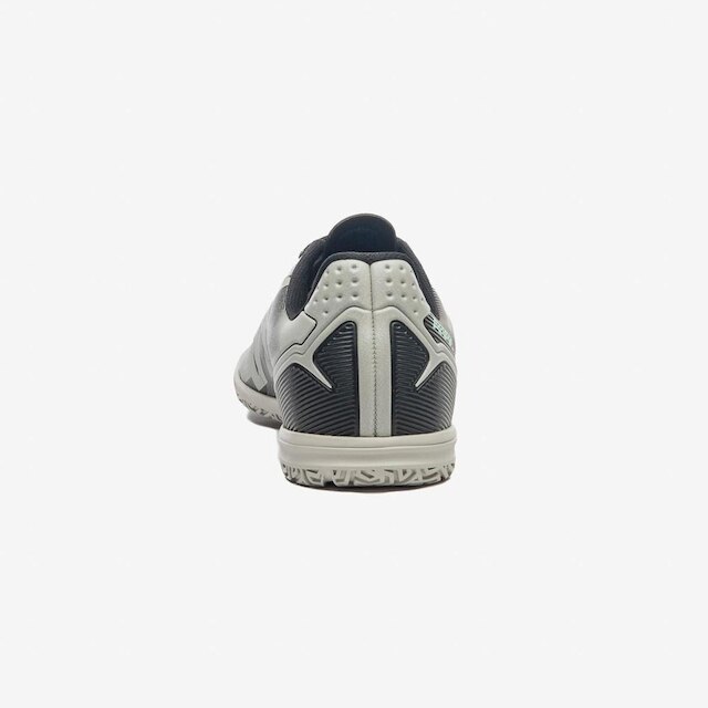 Chuteira Futsal Umbro Attak Iii