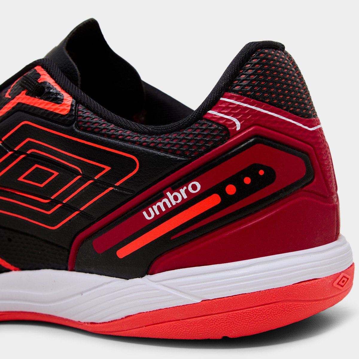 Chuteira Futsal Umbro Neo-Comfort II - 7