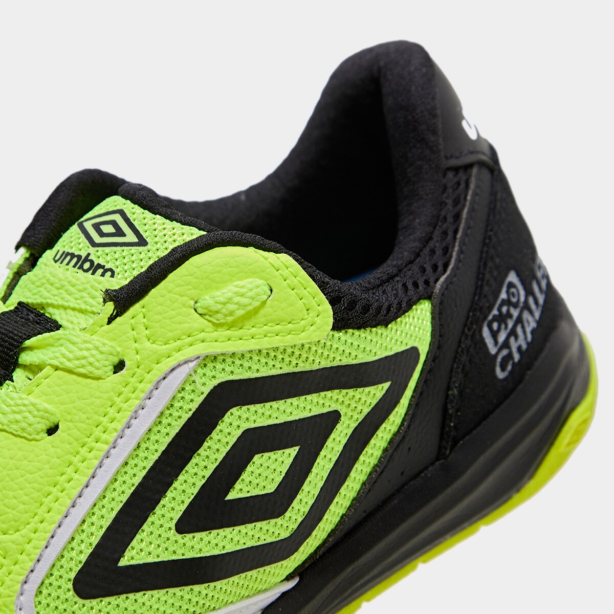 Chuteira Futsal Umbro Pro Challenge Uptake Unissex - 8