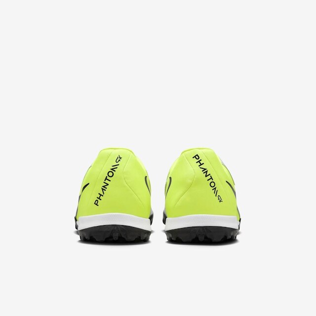 Chuteira Nike Phantom GX II Academy Society