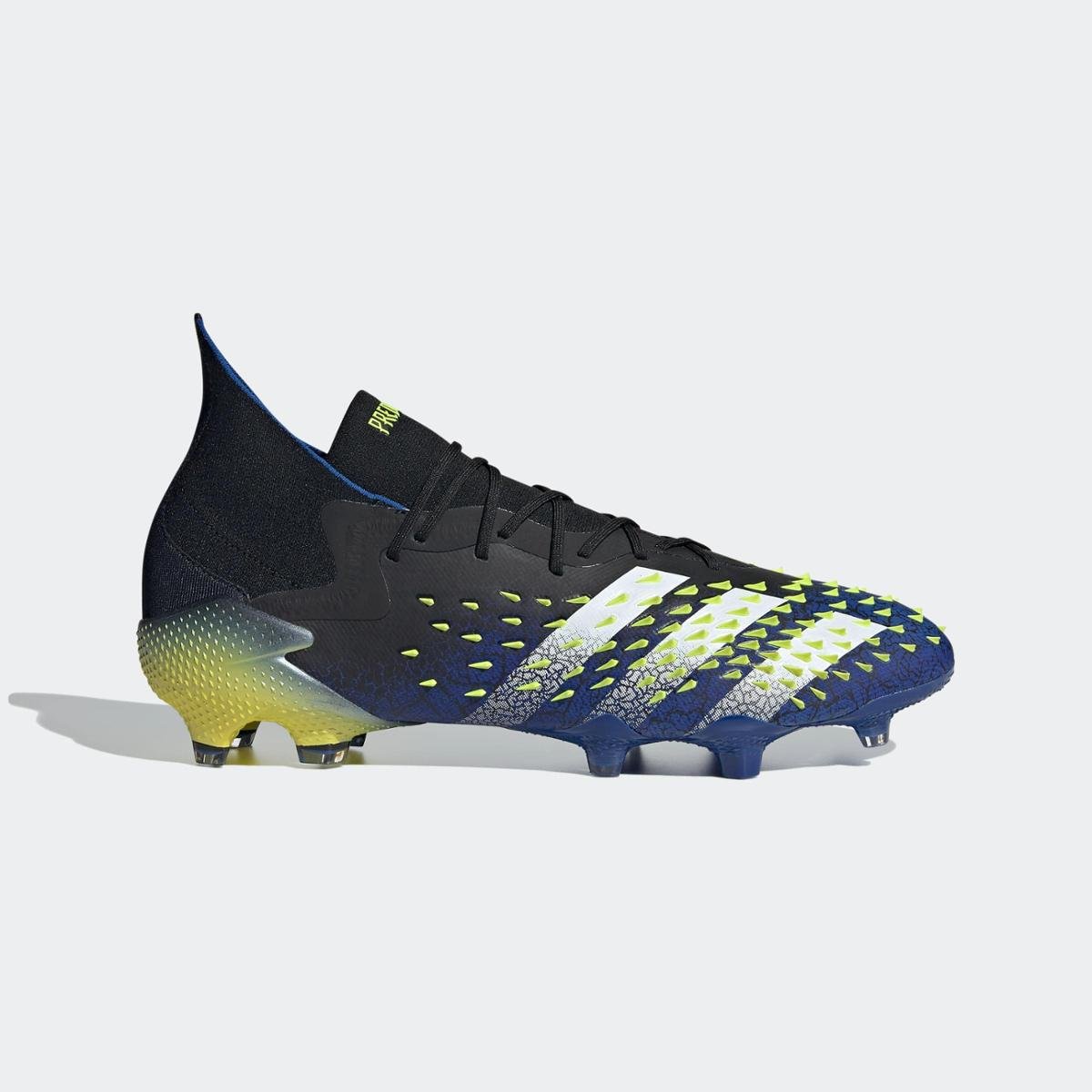 Chuteira Predator Freak.1 Campo Adidas - Colorido | Netshoes