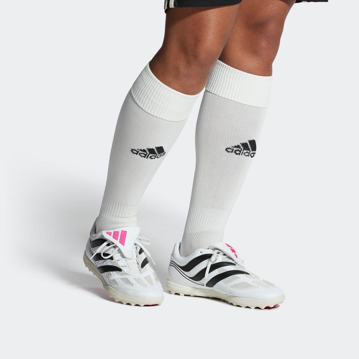 Chuteira Predator Precision.1 Society Adidas - Branco+Preto | Netshoes