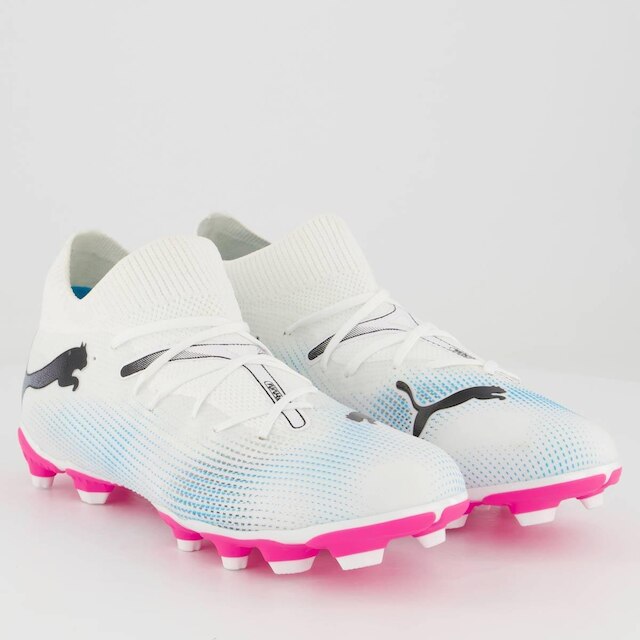 Chuteira Puma Future Match FG/AG BDP Campo Juvenil Branca e Rosa