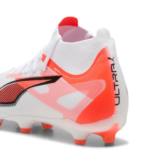 Chuteira Puma Ultra 5 Match+ FG/AG Campo Branca e Laranja