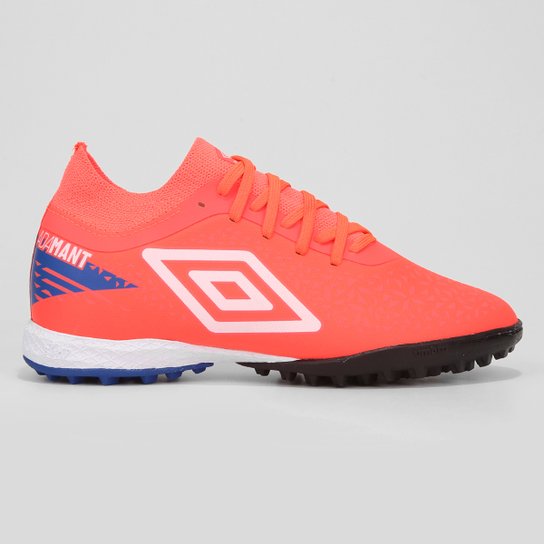 Chuteira Society Umbro Adamant Premier Unissex - Coral Menor preço em Chuteira Society Umbro Adamant Premier Unissex - Coral