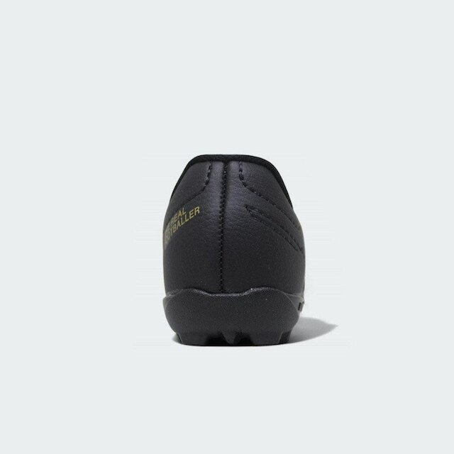 Chuteira society Umbro Class Footballer infantil - preto e dourado