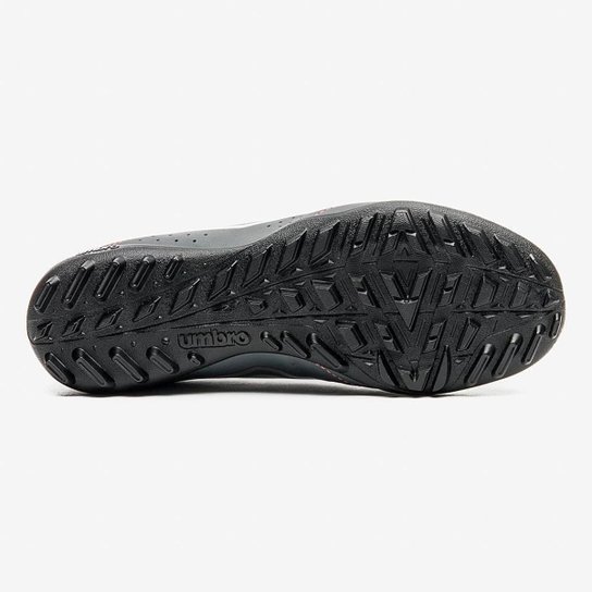 Chuteira Society Umbro Neo Striker