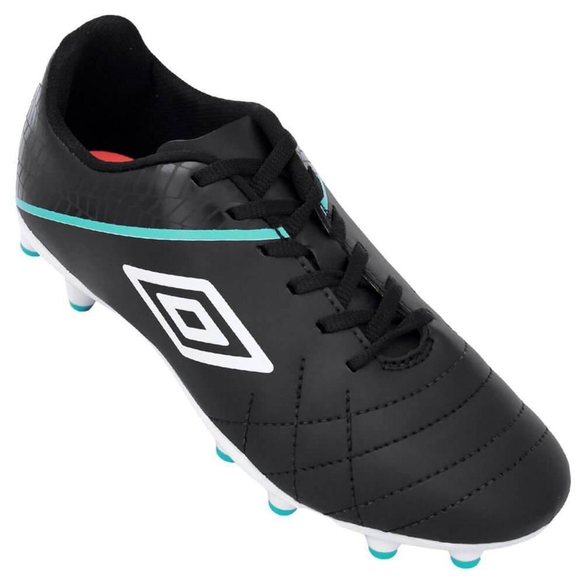 chuteira da umbro netshoes