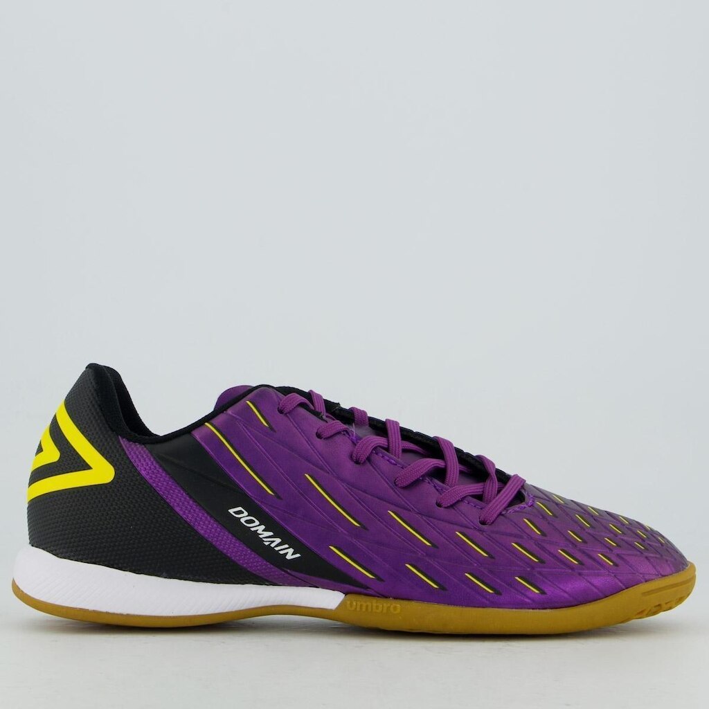 Chuteira Umbro Domain Futsal Roxa e Preta