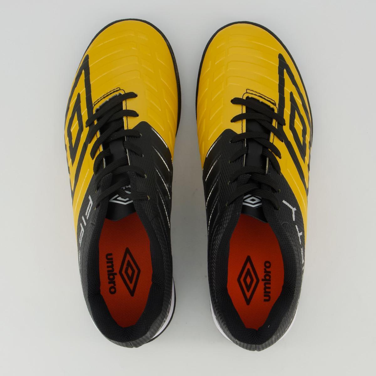 Chuteira Umbro Fifty VII Society Dourada e Preta - Dourado | Netshoes