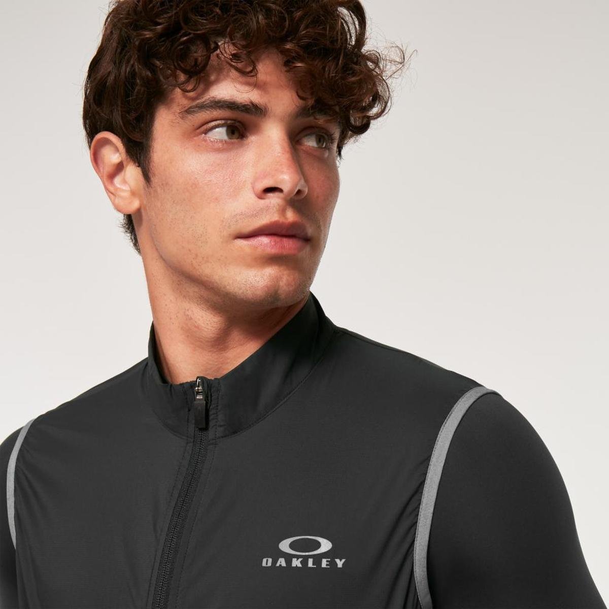 Colete Oakley Windbreaker Endurance PKBL Vest - Preto | Netshoes