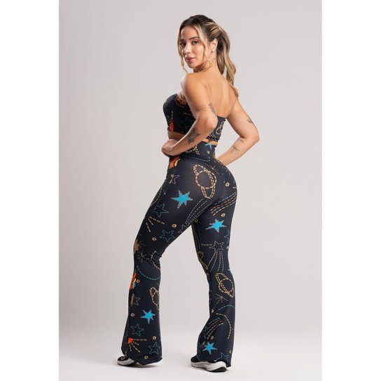 Conjunto Calça Flare Feminina e Top Tomara que Caia Estampado Mvb Modas