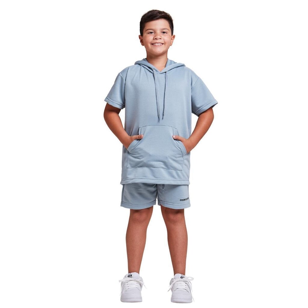 Conjunto camiseta com capuz e shorts infantil moletinho