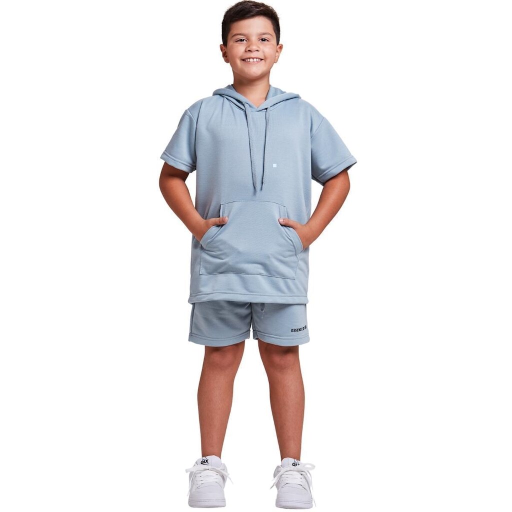 Conjunto camiseta com capuz e shorts infantil moletinho