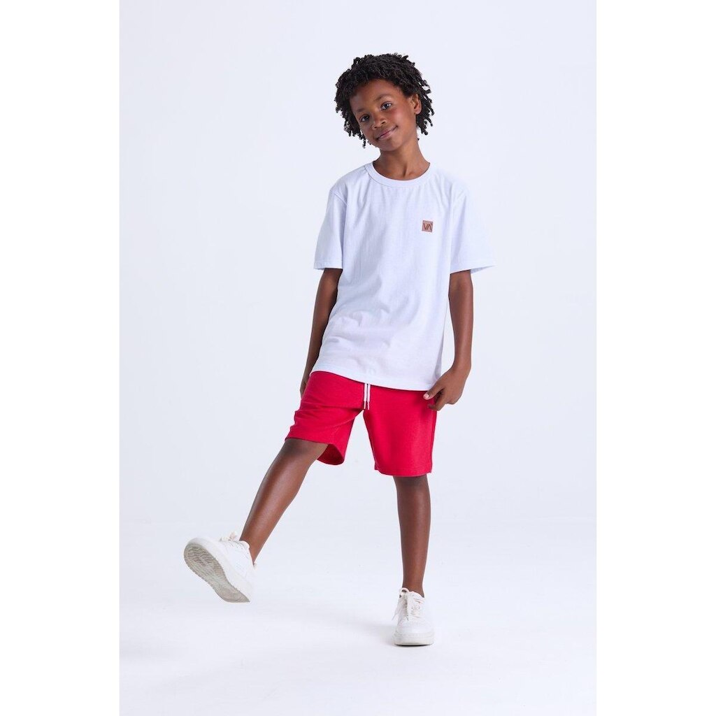 Conjunto Infantil de Verão Camiseta Lisa com Aplique